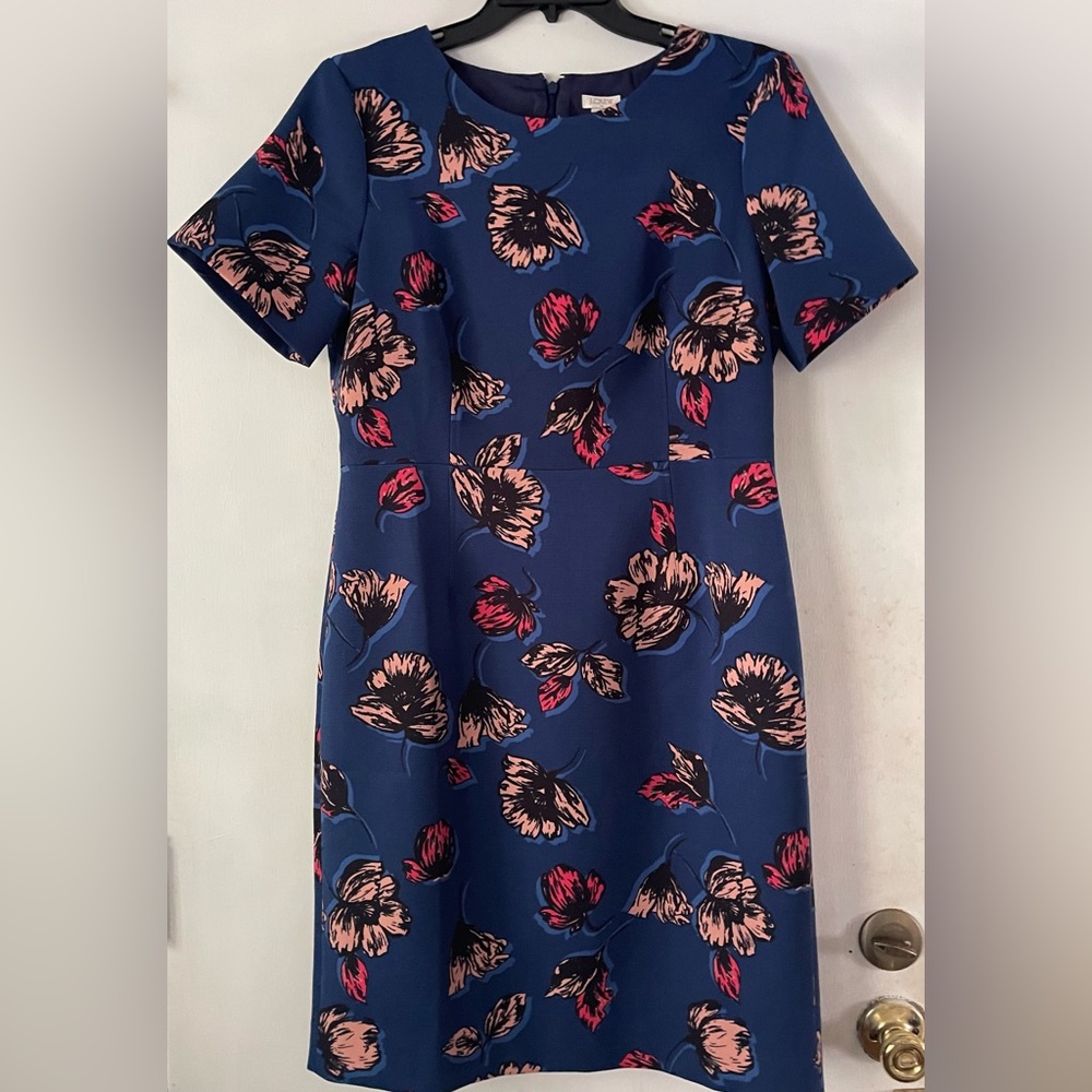 J Crew size 14 dress. Great for work or an event.